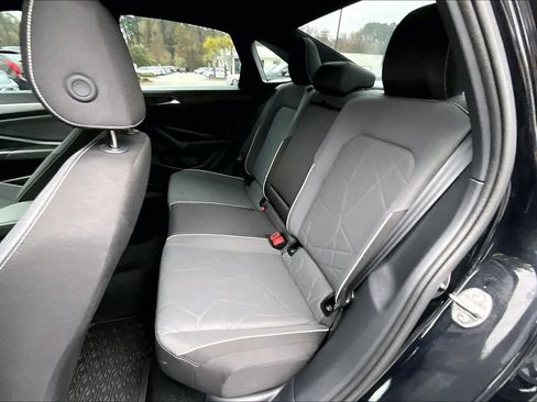 Used 2025 Volkswagen Jetta Sport image 19