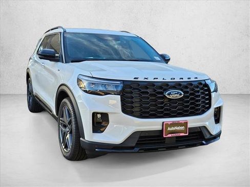 New 2026 Ford Explorer ST-Line w/ ST-Line Street Pack RWD image 7