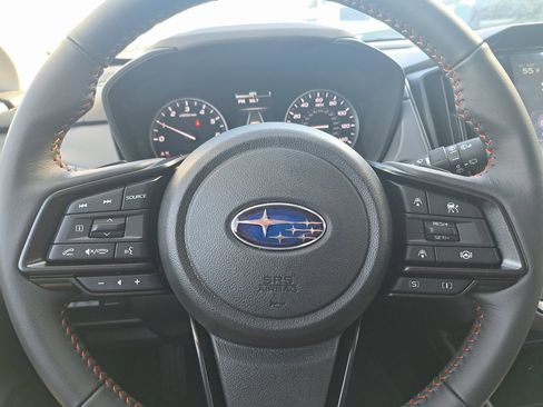 Certified 2025 Subaru Crosstrek 2.5i Limited w/ Crosstrek Mirror Package image 12