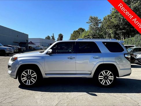 Used 2015 Toyota 4Runner Limited image 7