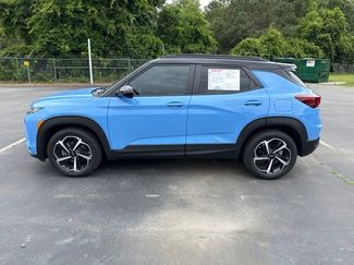 Used 2023 Chevrolet TrailBlazer RS w/ Sun and Liftgate Package FWD video 2