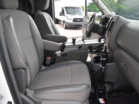 Used 2020 Nissan NV 1500 SV RWD image 10