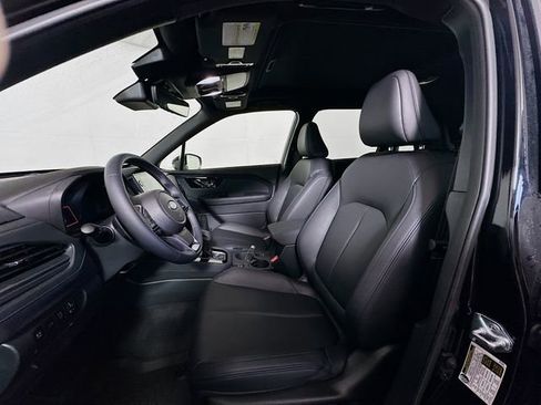 Used 2025 Subaru Forester Limited image 12