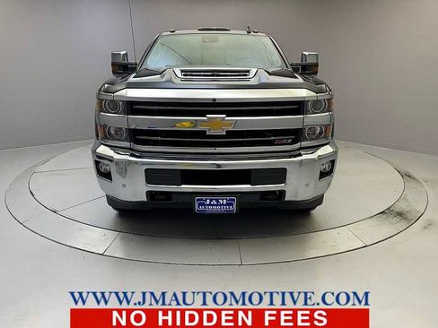 Used 2018 Chevrolet Silverado 2500 LTZ w/ Duramax Plus Package AWD/4WD image 8