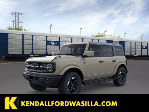 New 2026 Ford Bronco Outer Banks AWD/4WD image 1