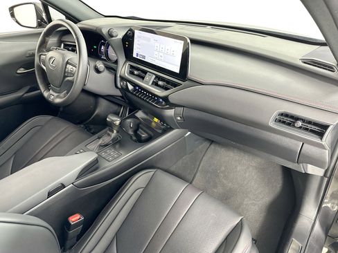 Used 2023 Lexus UX 250h F Sport image 29