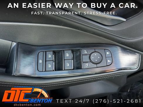 Used 2026 Nissan Rogue SV AWD/4WD image 12