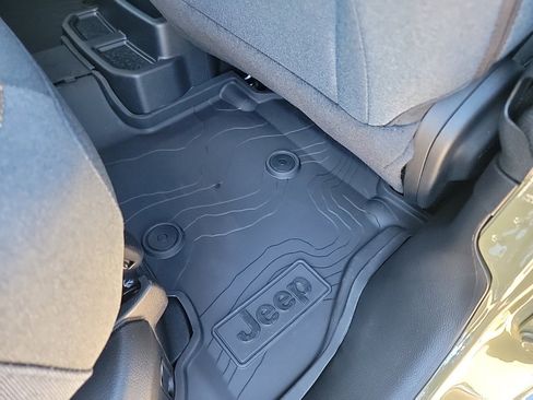 New 2025 Jeep Wrangler Unlimited Sport S 4xe w/ Convenience Group image 19