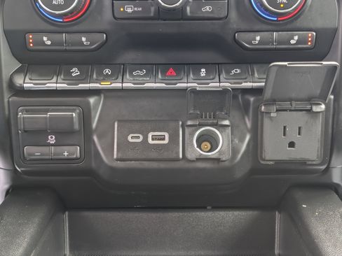 Used 2020 Chevrolet Silverado 1500 LT Trail Boss image 23