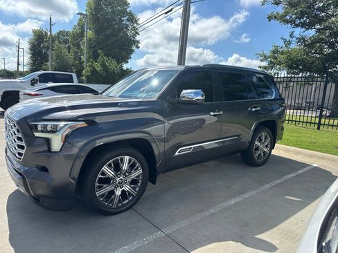 Used 2024 Toyota Sequoia Capstone AWD/4WD image 1