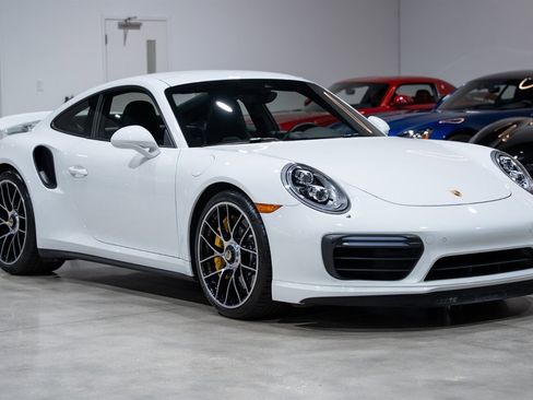 Used 2017 Porsche 911 Turbo S image 16
