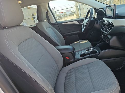 Used 2022 Ford Escape SE AWD/4WD image 10
