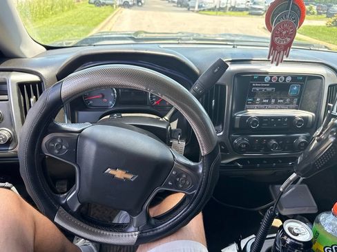 Used 2018 Chevrolet Silverado 1500 LT w/ All Star Edition AWD/4WD image 7
