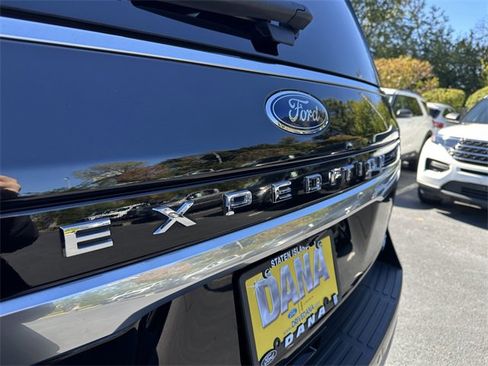 Certified 2022 Ford Expedition Max Platinum image 49