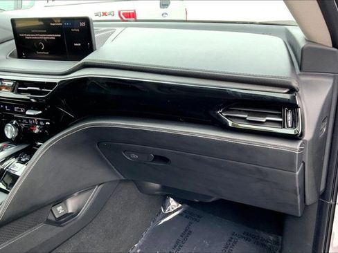 Used 2024 Acura MDX SH-AWD w/ Advance Package image 15