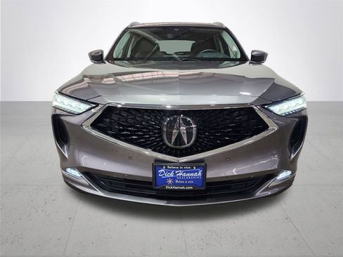 Used 2024 Acura MDX SH-AWD w/ Advance Package image 3