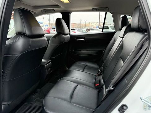Certified 2025 Toyota Corolla Cross XLE image 31
