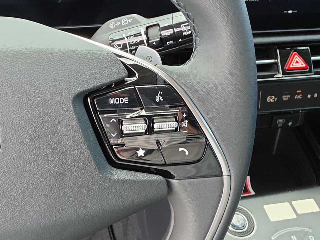 New 2026 Kia Niro Wind FWD image 31
