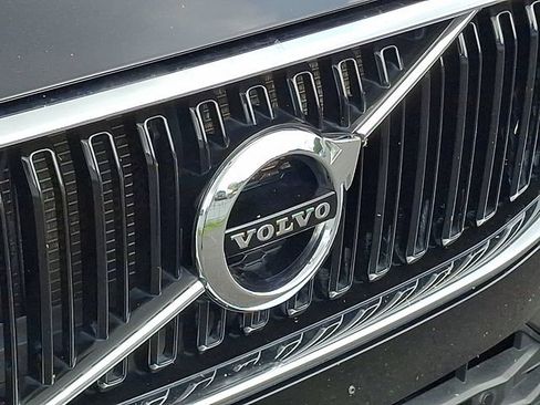 Used 2018 Volvo XC60 T6 Momentum w/ Convenience Package AWD/4WD image 29