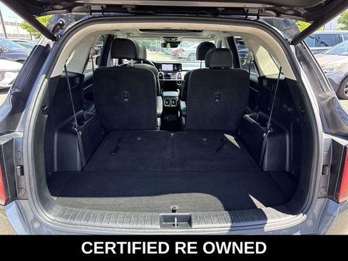 Used 2023 Kia Sorento EX w/ Panoramic Sunroof Package FWD image 12