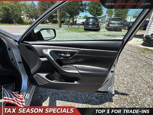 Used 2017 Nissan Altima 2.5 SR FWD image 39