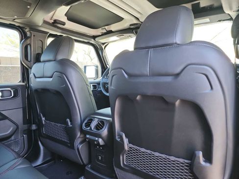 New 2026 Jeep Wrangler Unlimited Rubicon AWD/4WD image 16