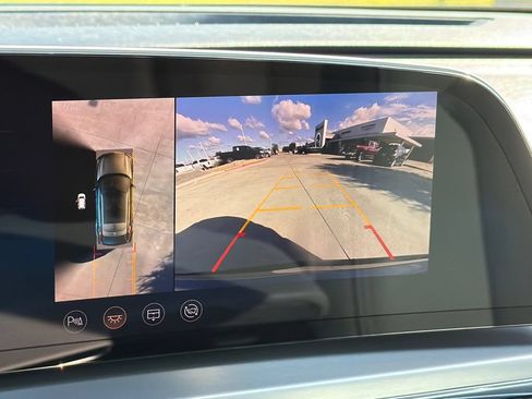 Used 2024 Cadillac Lyriq Sport RWD image 25