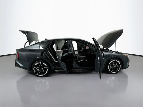Used 2026 Kia K4 GT-Line w/ GT-Line Premium Package FWD image 30