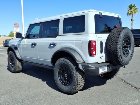 New 2026 Ford Bronco Badlands AWD/4WD image 3