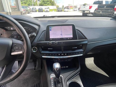 Used 2023 Cadillac CT4 Luxury w/ Sun And Sound Package image 27