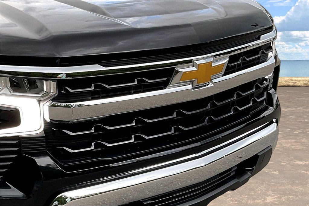 Used 2026 Chevrolet Silverado 1500 LT AWD/4WD image 35