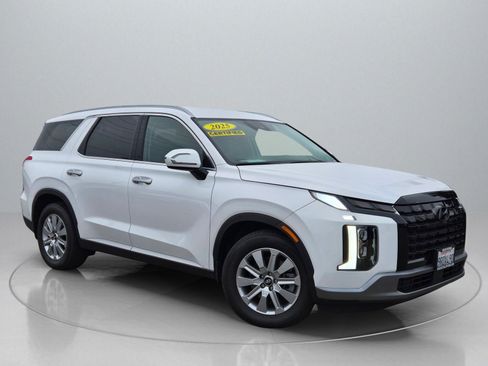 Certified 2025 Hyundai Palisade SEL image 10