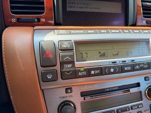 Used 2002 Lexus SC 430 Convertible image 47