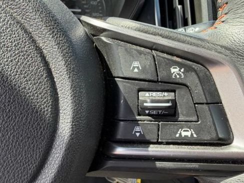 Used 2018 Subaru Crosstrek 2.0i Premium AWD/4WD image 21