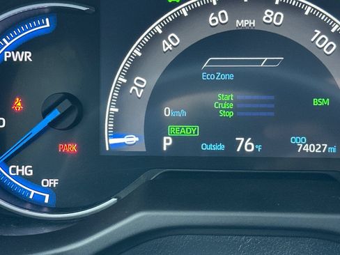 Certified 2022 Toyota RAV4 XSE AWD/4WD image 24