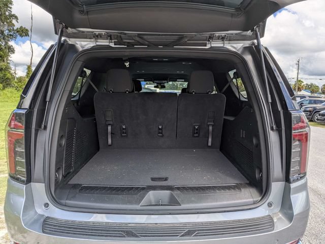 Used 2025 Chevrolet Suburban LS AWD/4WD image 13
