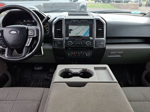 Used 2015 Ford F150 XLT w/ Equipment Group 302A Luxury AWD/4WD image 15