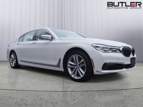 Used 2016 BMW 750i 750i image 8