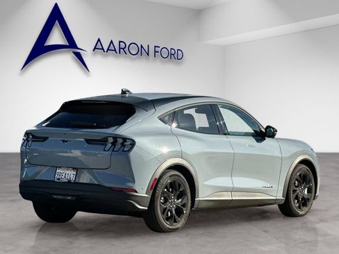 Used 2024 Ford Mustang Mach-E Select w/ Comfort Package Lite image 5