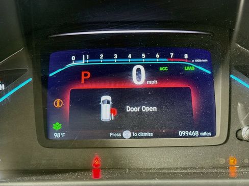 Used 2018 Honda Odyssey Elite image 12