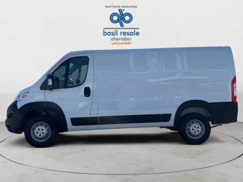 Used 2023 RAM ProMaster 2500 image 3