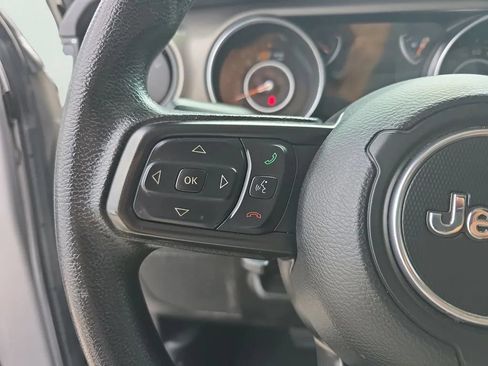 Used 2020 Jeep Wrangler Sport AWD/4WD image 17