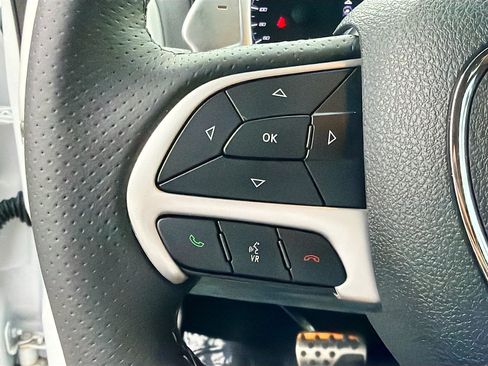Used 2018 Jeep Grand Cherokee SRT w/ Trailer Tow Group IV AWD/4WD image 38