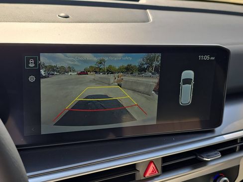 New 2026 Kia Sorento S w/ S Panoramic Sunroof Package FWD image 24