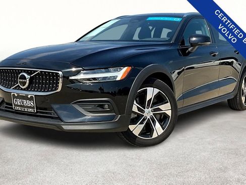 Certified 2024 Volvo V60 B5 Cross Country Plus image 15