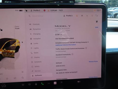 Used 2022 Tesla Model Y Long Range AWD/4WD image 19