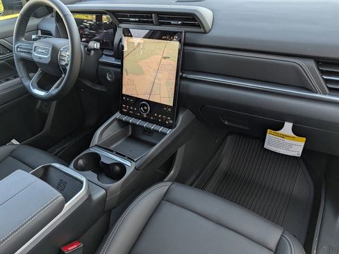 New 2026 GMC Terrain Elevation w/ Elevation Premium Package FWD image 31