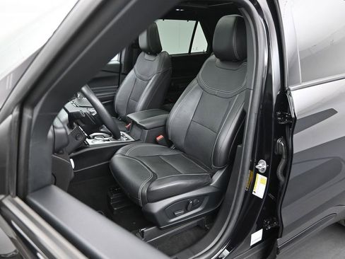 Certified 2023 Ford Explorer ST w/ Equipment Group 401A AWD/4WD image 9