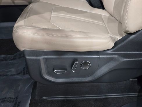 Used 2023 Ford Expedition Max Limited image 20