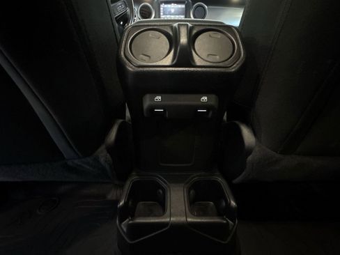 Used 2021 Jeep Gladiator Willys image 20